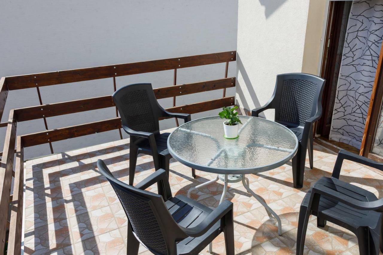 Apartmani Maraton فوكوفار المظهر الخارجي الصورة