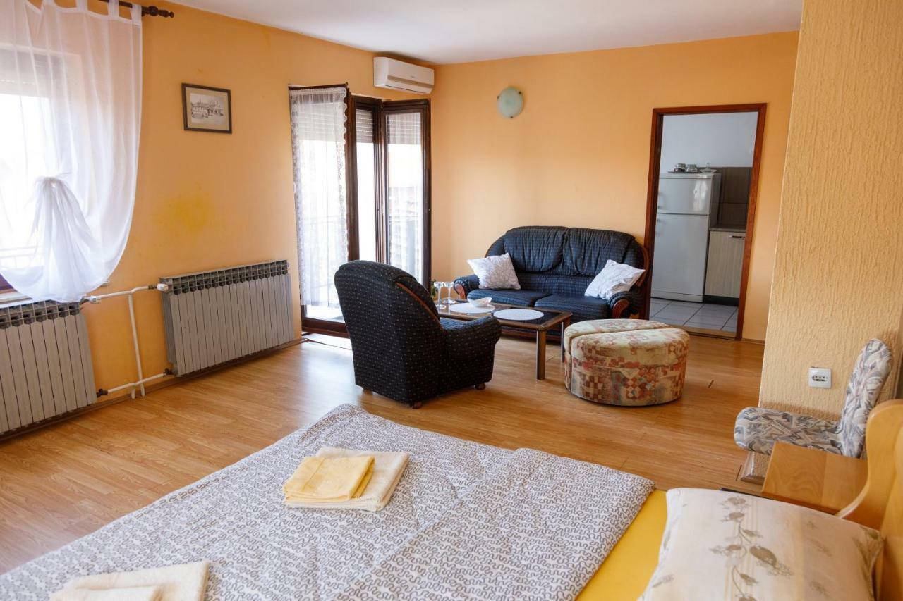 Apartmani Maraton فوكوفار المظهر الخارجي الصورة